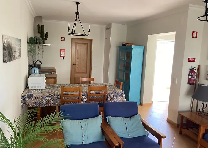 Appartement Condo, Balcony & Pools Luz