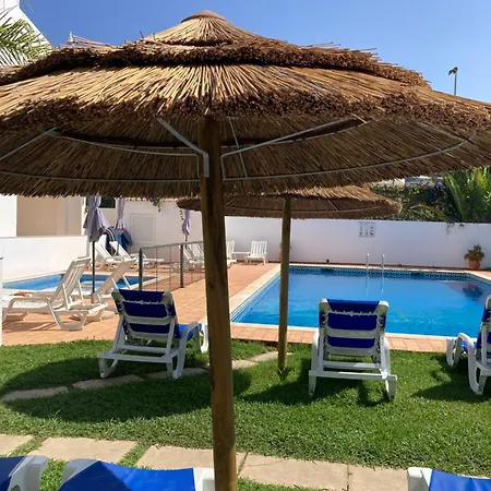 Condo, Balcony & Pools Luz